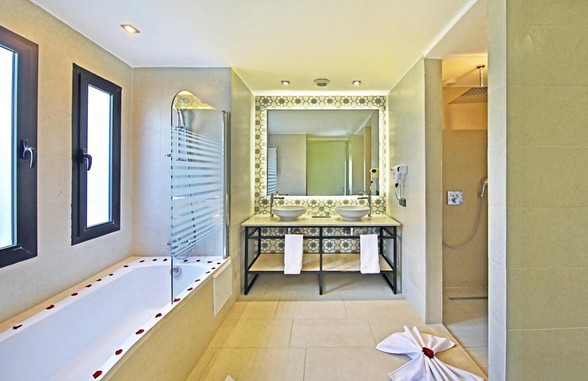 Kenzi Club Agdal Medina Otel Lahebichate Dış mekan fotoğraf Bathroom