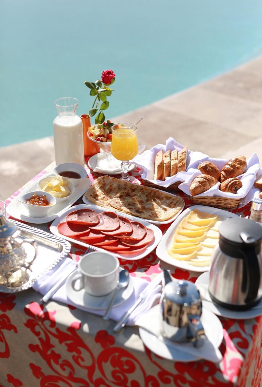 Kenzi Club Agdal Medina Otel Lahebichate Dış mekan fotoğraf A typical breakfast